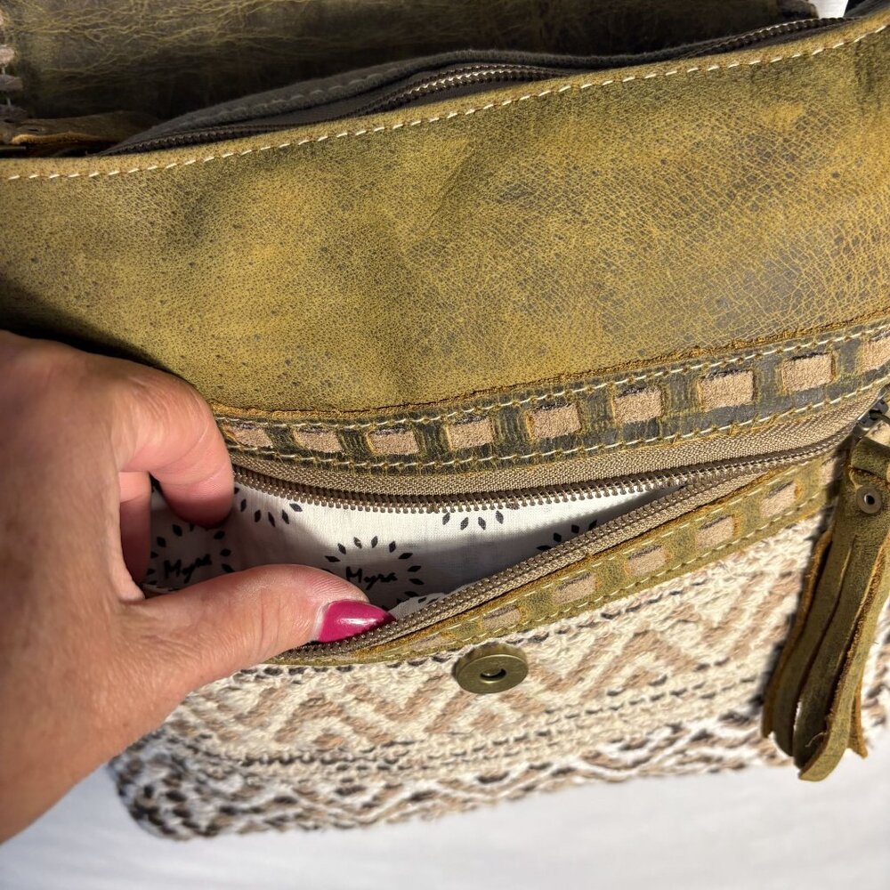 Vintage N Vogue Myra Bag Ratel Shoulder Bag Eco-Friendly Upcycled Brown/White - Picture 9 of 15